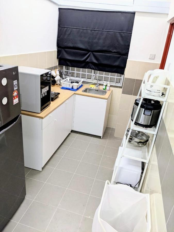 Looking For... A Staycation Куала Теренгану Екстериор снимка